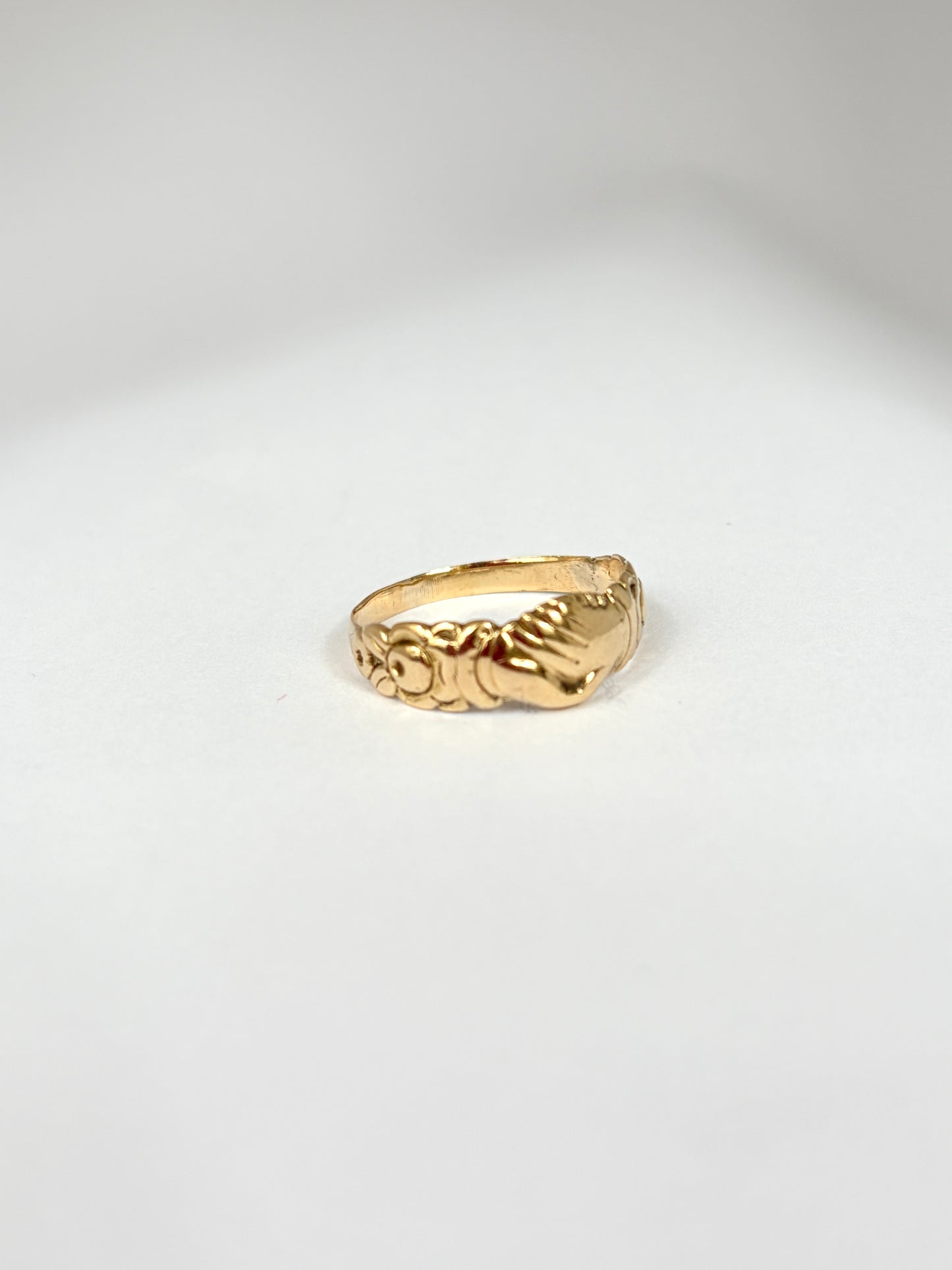 18ct Gold, Rare clasped hands, Fede/Gimmel Ring