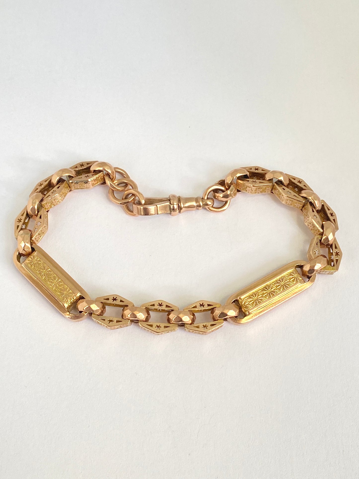 3rd payment: Sarah Chunky, Antique, 9ct Gold Hexagon Star Link Bracelet. 8 inches, 17.76g