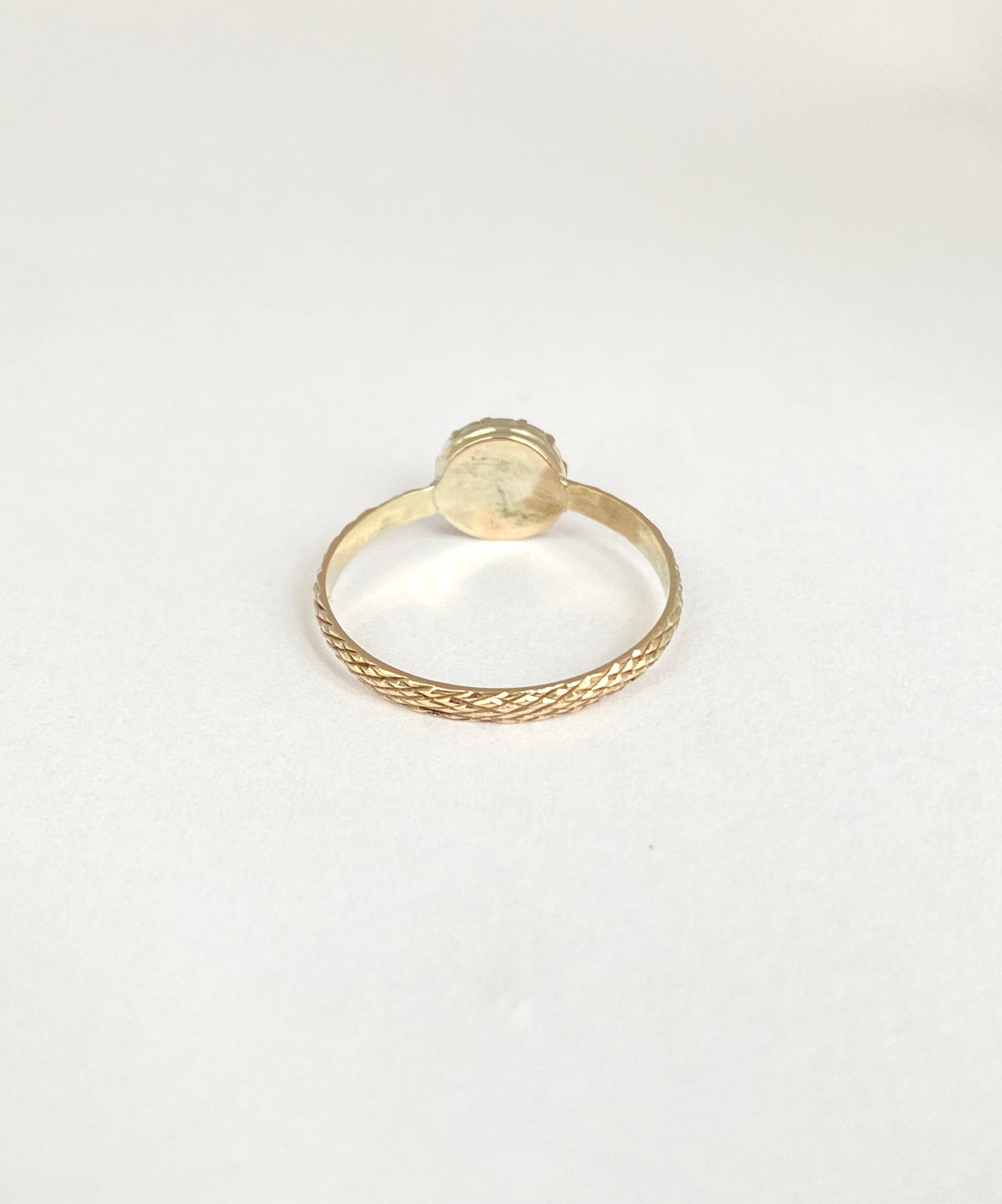 Antique, 15ct Gold, Garnet Solitaire Ring