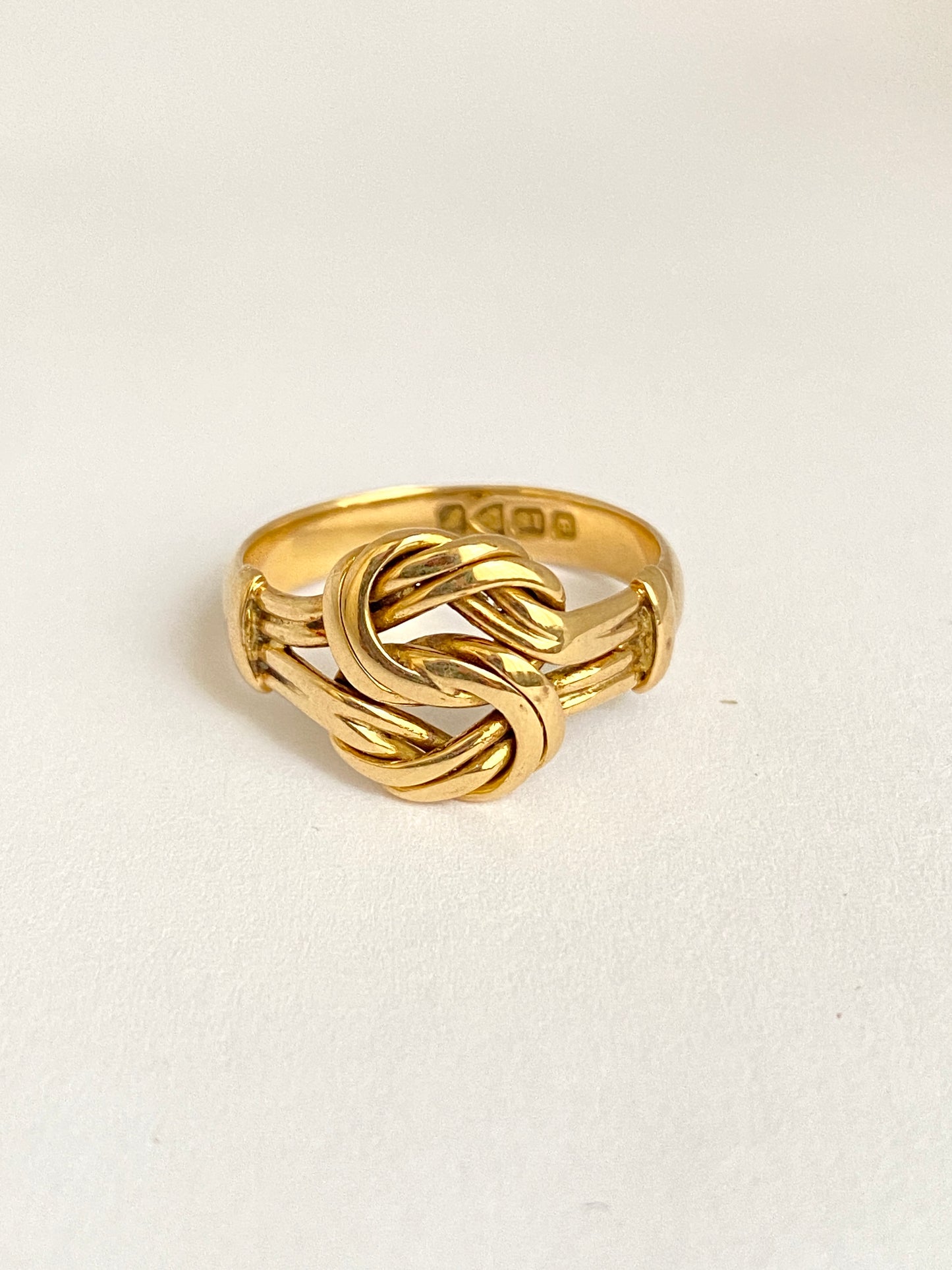 Antique, 18ct Gold Lovers Knot Ring, Hallmarked 18ct Gold, Chester 1918 (4.85g)