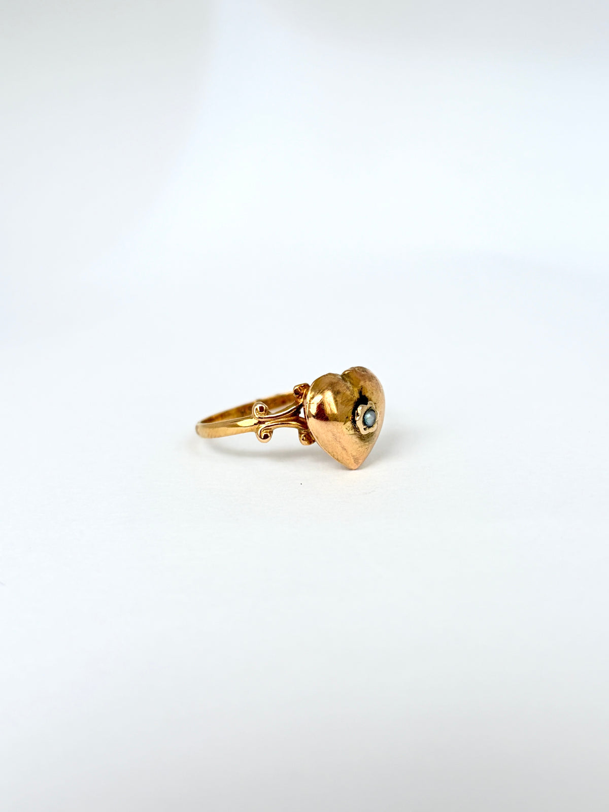 Vintage 9ct Gold, Pearl Heart Ring
