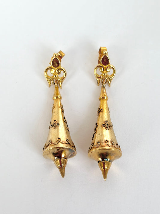 Victorian 15ct Etruscuan Style Torpedo Drop Earrings