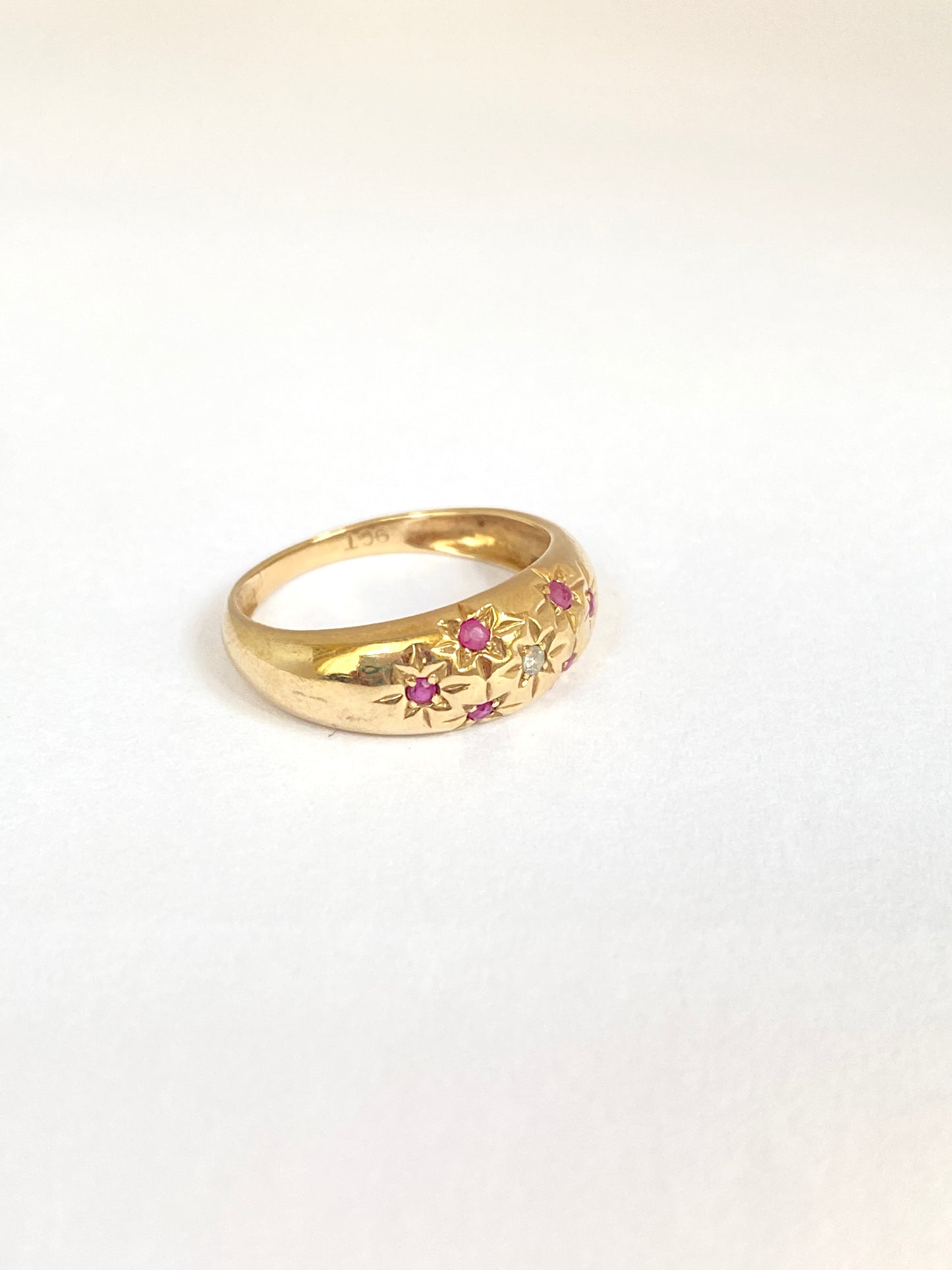 Vintage, 9ct Gold Ruby/Diamond Starburst Scatter Ring