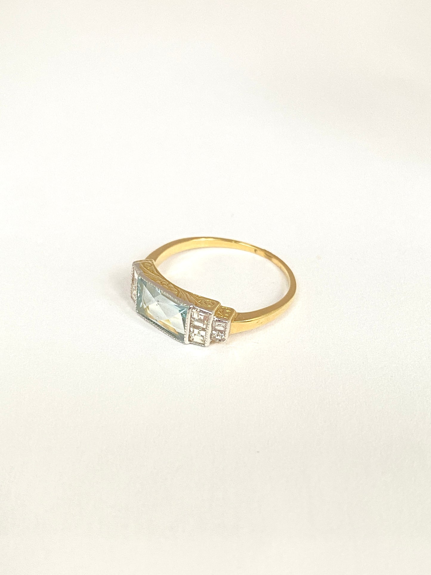 Art Deco (1930s) Platinum Aquamarine and Diamond Ring