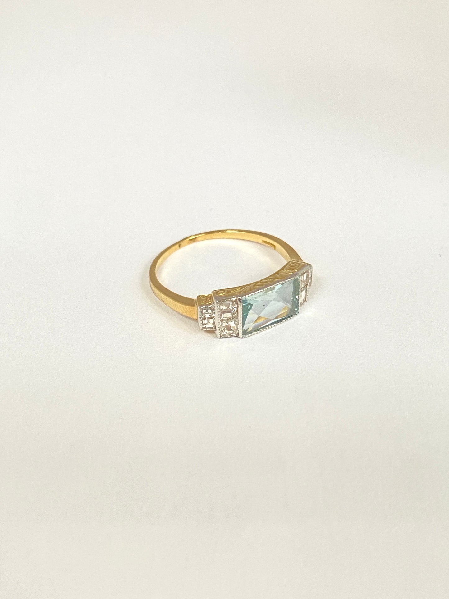 Art Deco (1930s) Platinum Aquamarine and Diamond Ring
