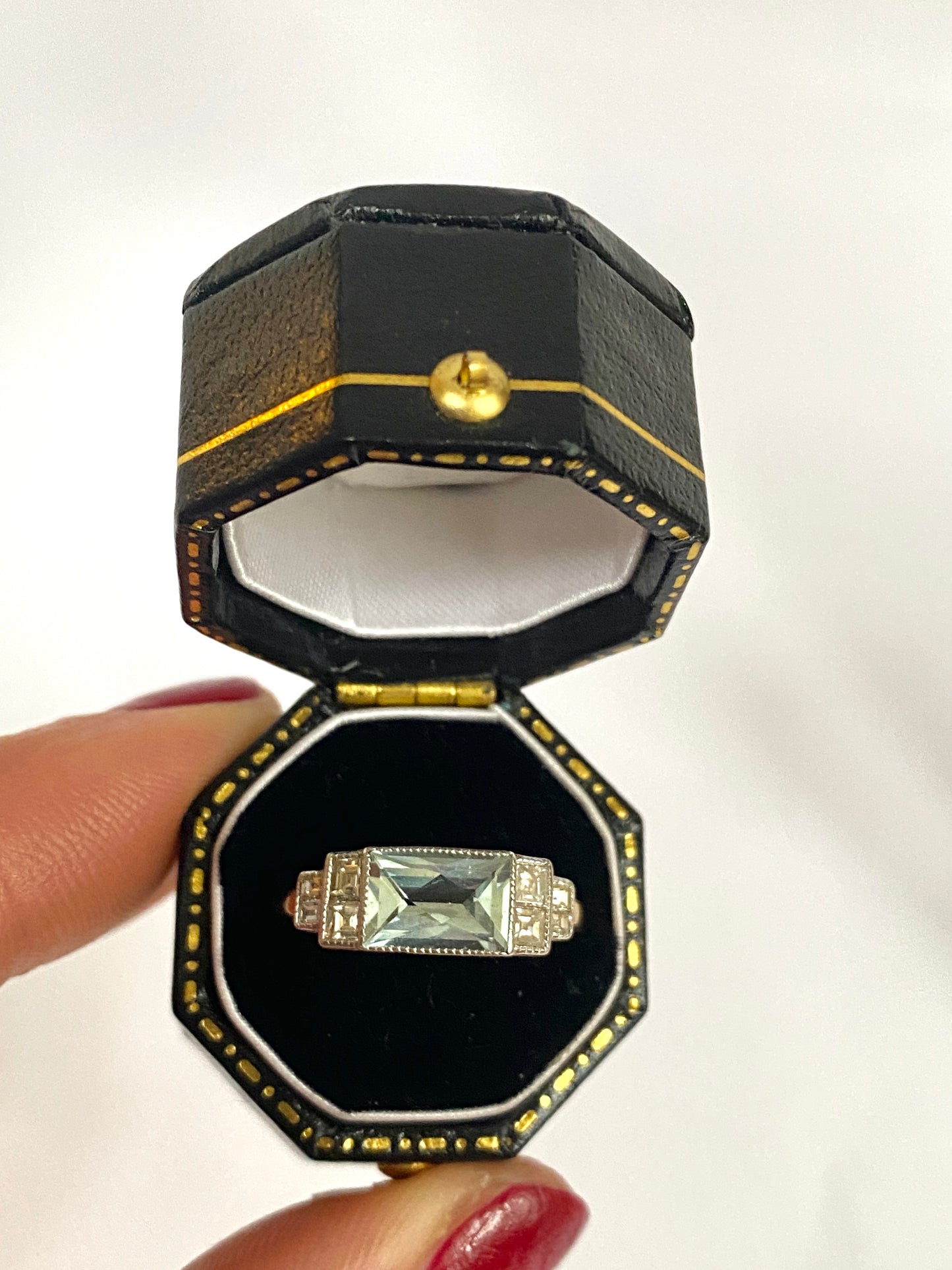 Art Deco (1930s) Platinum Aquamarine and Diamond Ring