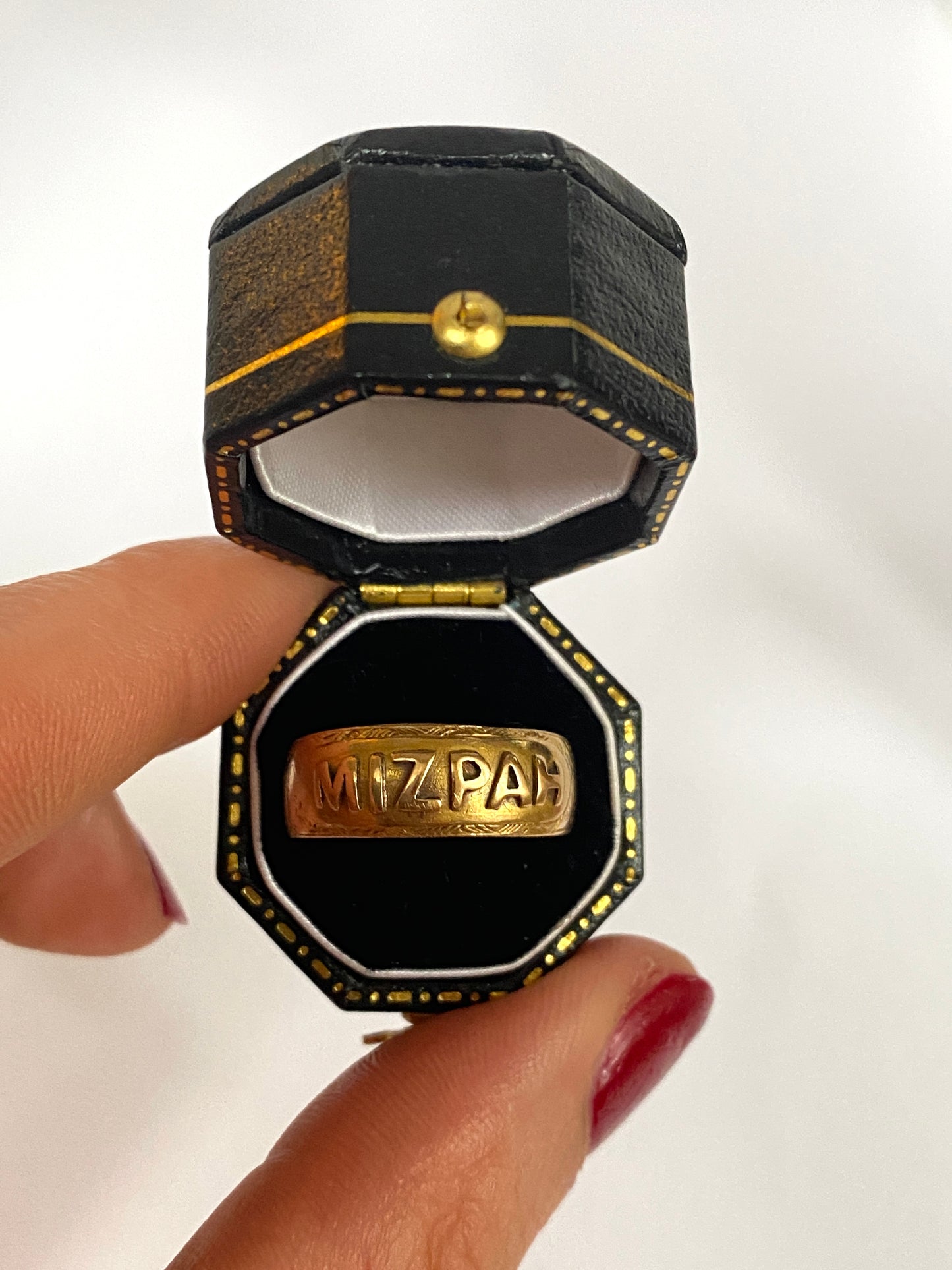 Antique, 18ct Yellow Gold Mizpah Ring, Hallmarked Chester, 1899