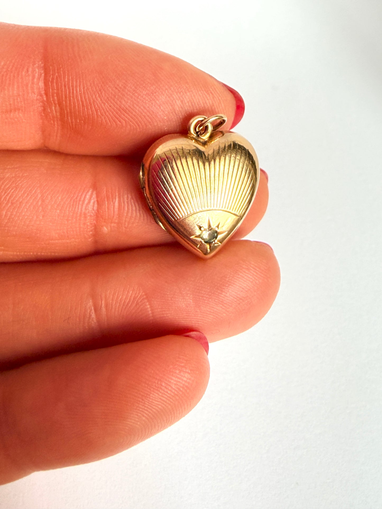 Vintage, 9ct Gold (F&B) Heart Locket