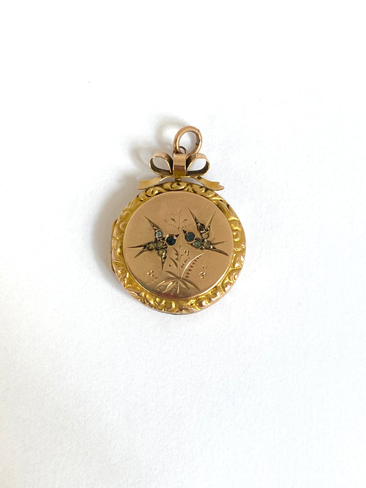 Victorian, 9ct Gold (F&B), Aesthetic Movement Sweetheart Bird locket with coloured paste stones