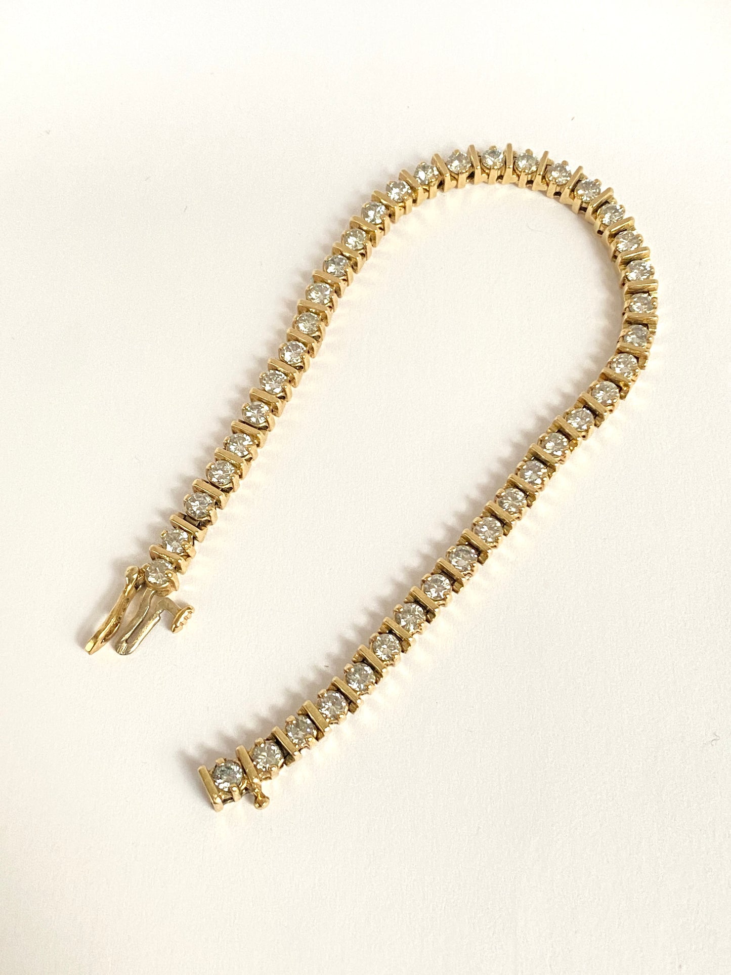 Vintage, 18ct Gold Diamond Tennis Bracelet; 16.72g, 7.5 inches and 3ct TCW