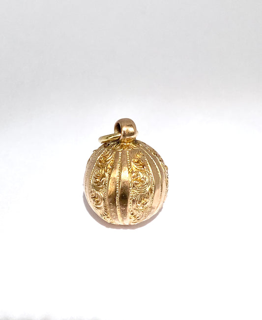 Antique, 9ct gold Decorative Ball Charm/Pendant