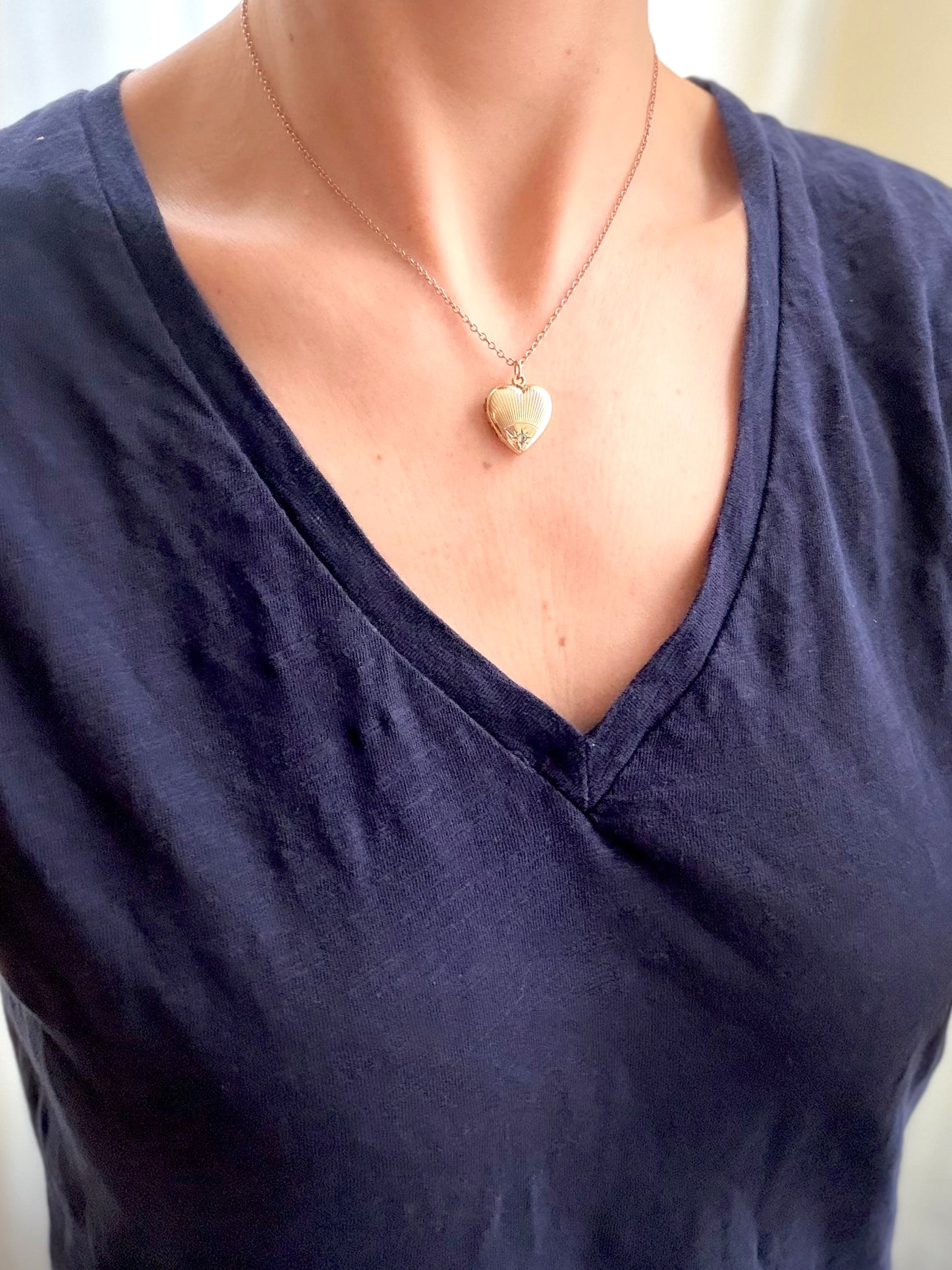 Vintage, 9ct Gold (F&B) Heart Locket
