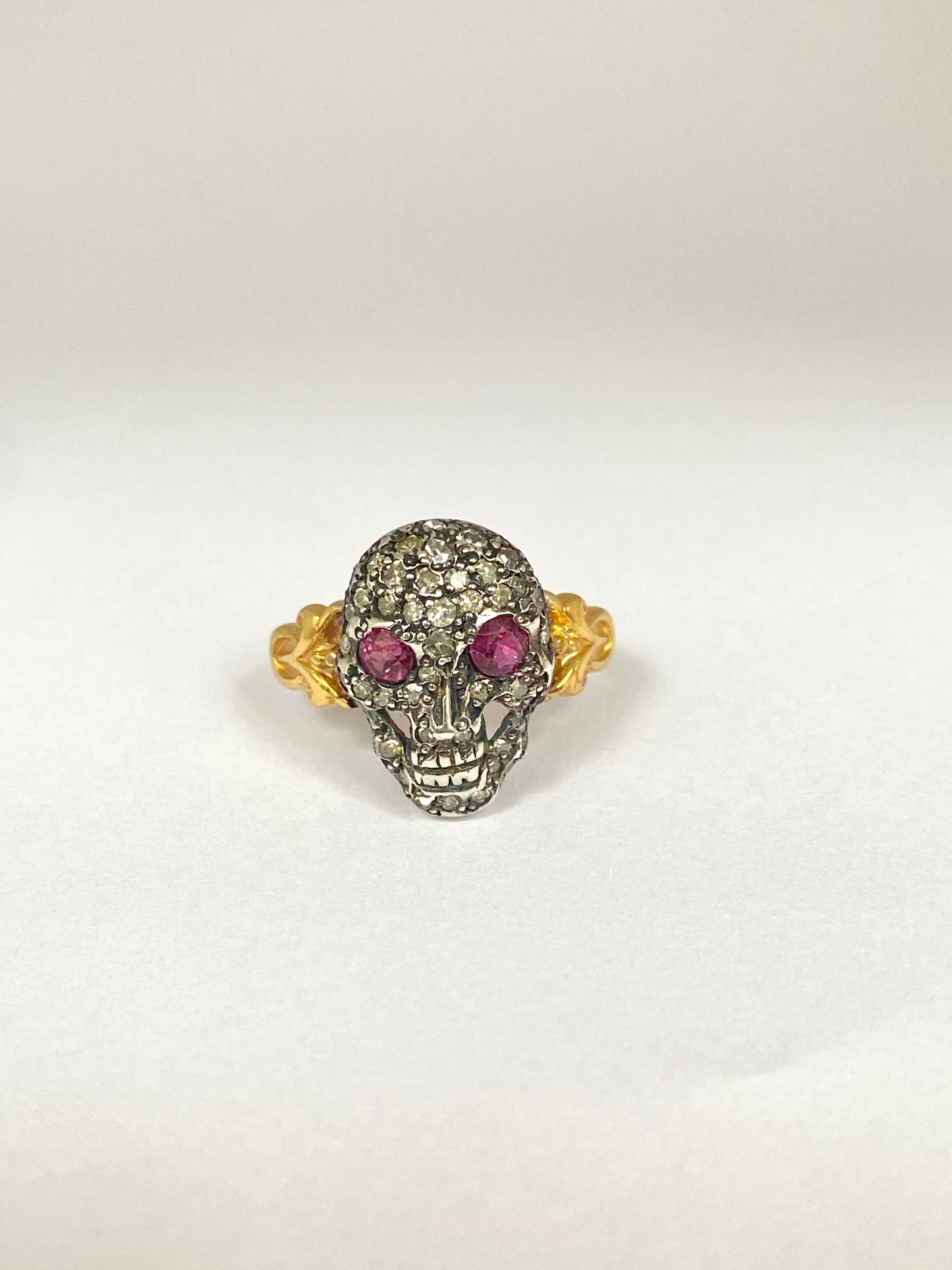 Vintage, 15ct Gold Ruby Eyed, Rose Cut Diamond encrusted Skull Ring, 3.72g