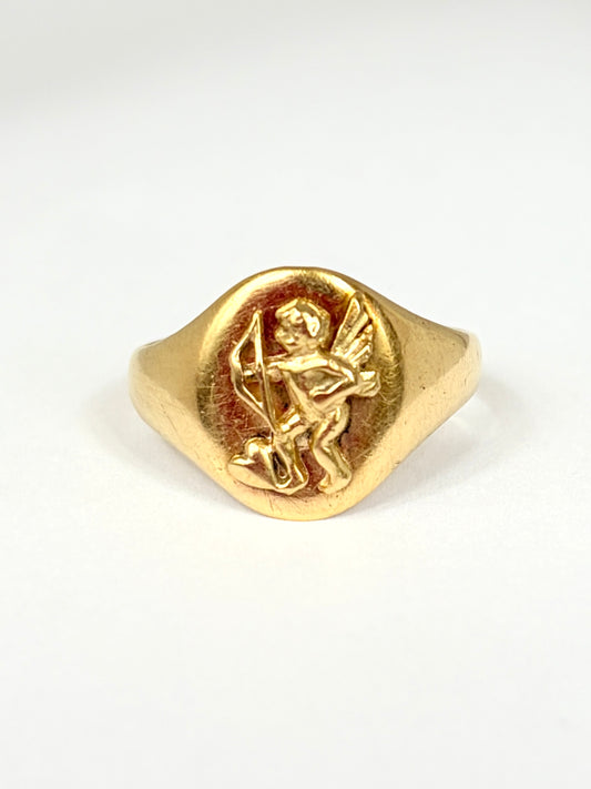 Vintage, 9ct Gold 'Cupid' Signet Ring  4.25g, Hallmarked 9ct Gold, Birmingham, 1944