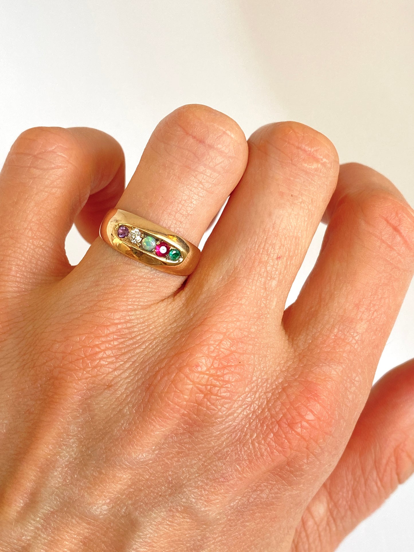 Antique, 15ct Gold Multigem Acrostic, 'ADORE' ring, Hallmarked 15ct Gold, 1897