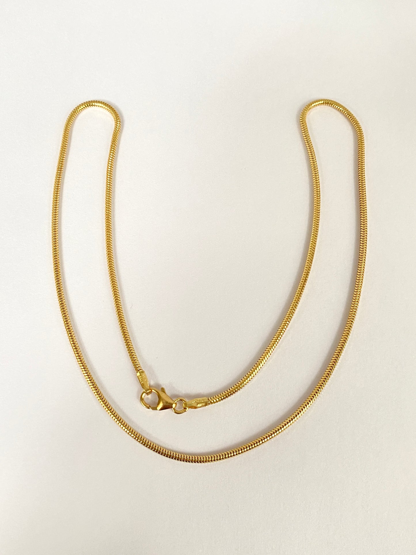 Vintage, 18ct Gold Snake Chain  (15.5 inches)