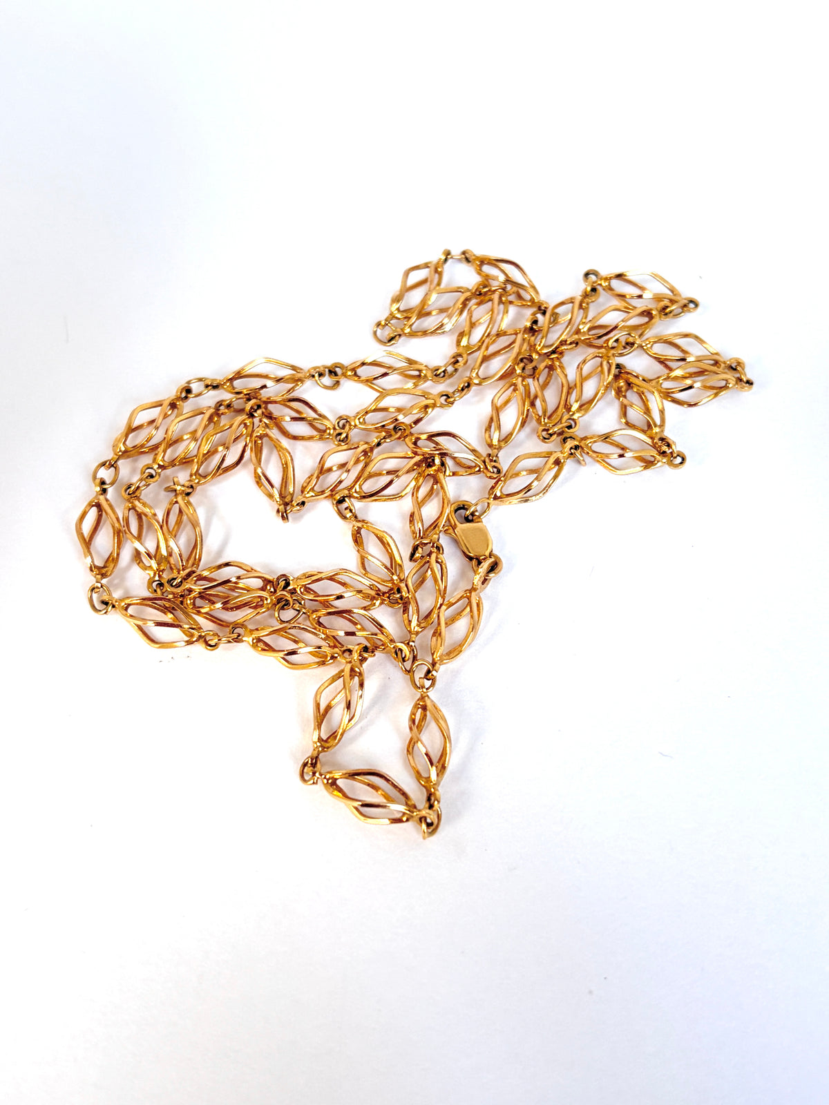 Very cool, 9ct Gold, 30 inch, Vintage, Open 'Cage' Link chain with lobster clasp, 16g