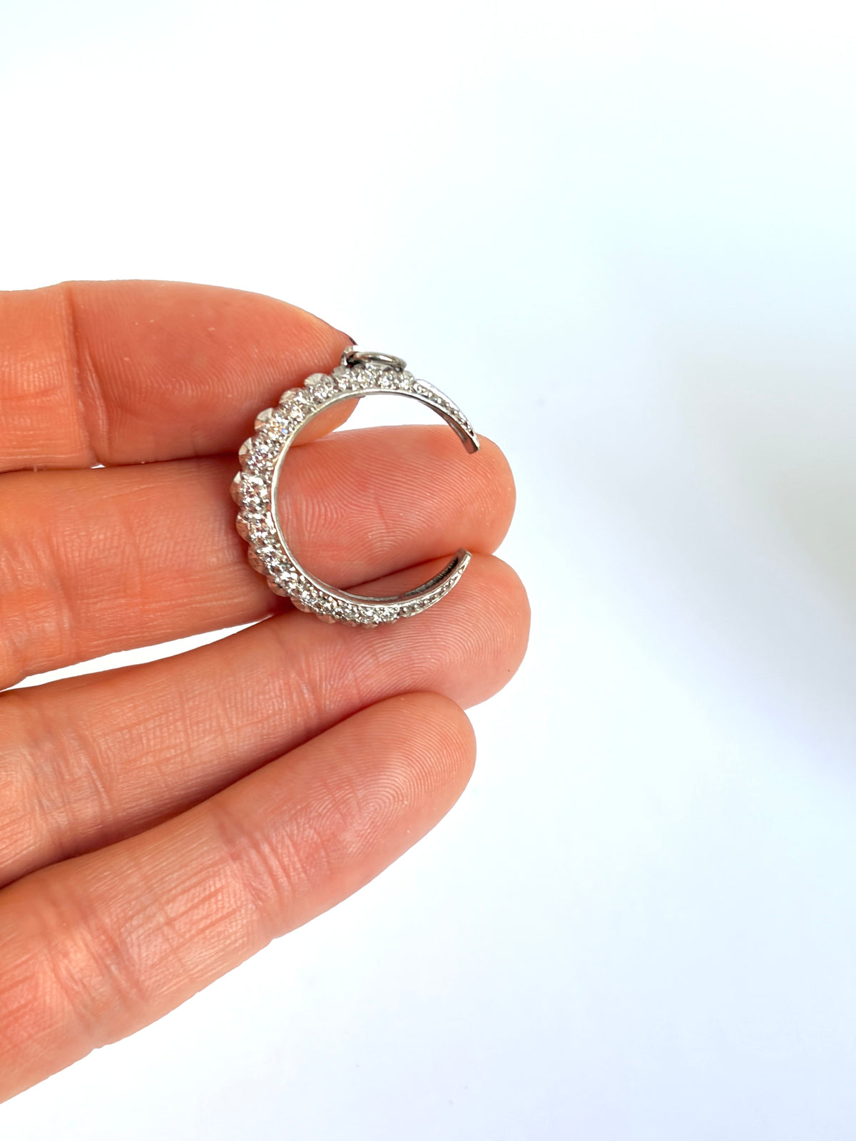 Vintage, 18ct White Gold Diamond Crescent Moon Pendant