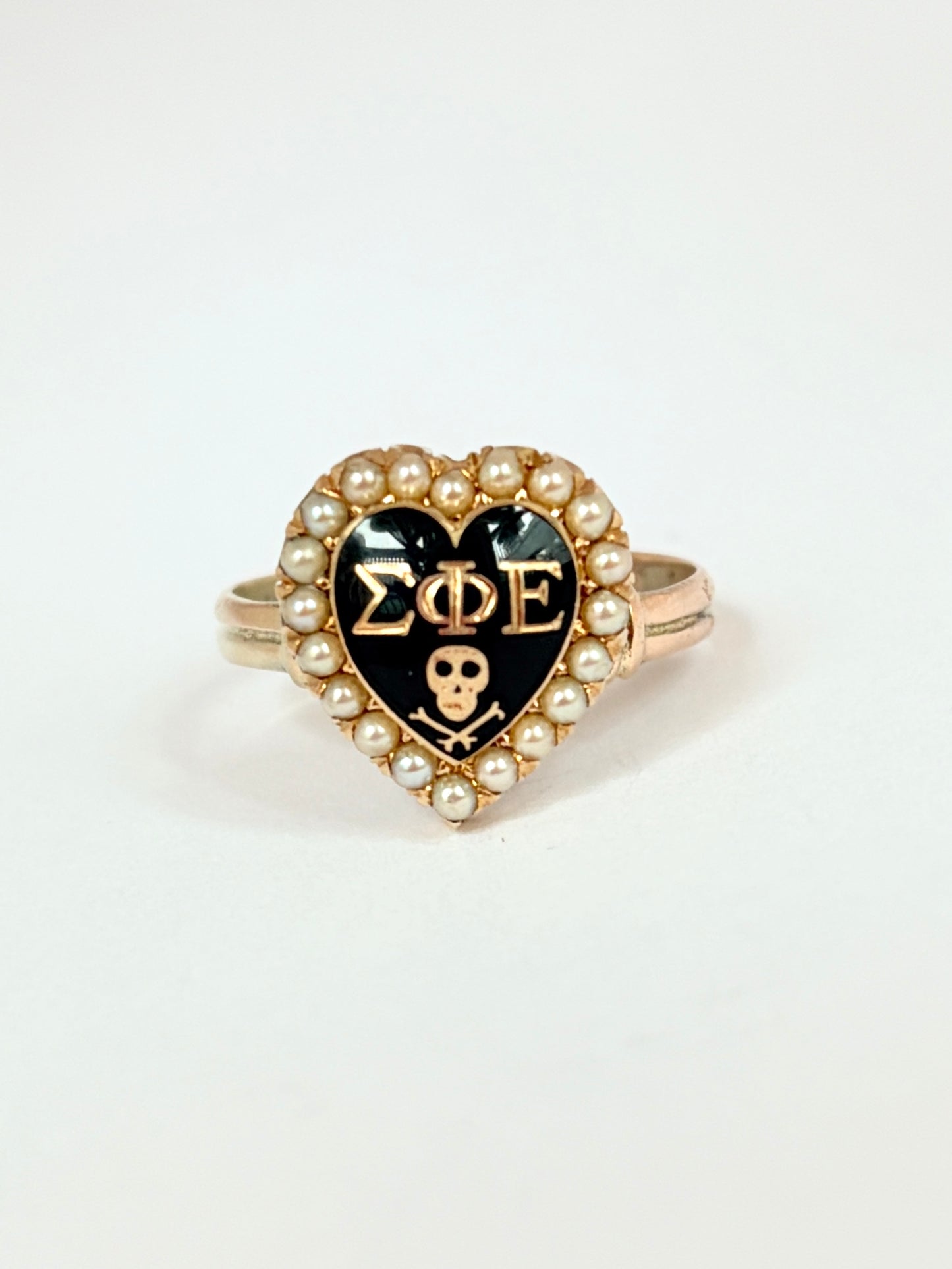 Vintage, 15ct Gold Skull and Crossbones Fraternity Ring