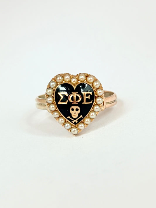 Vintage, 15ct Gold Skull and Crossbones Fraternity Ring