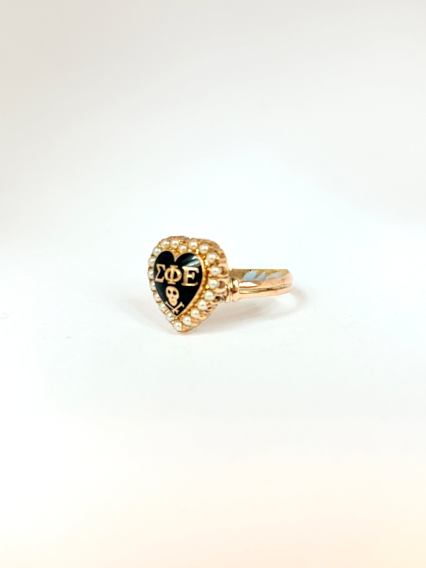 Vintage, 15ct Gold Skull and Crossbones Fraternity Ring