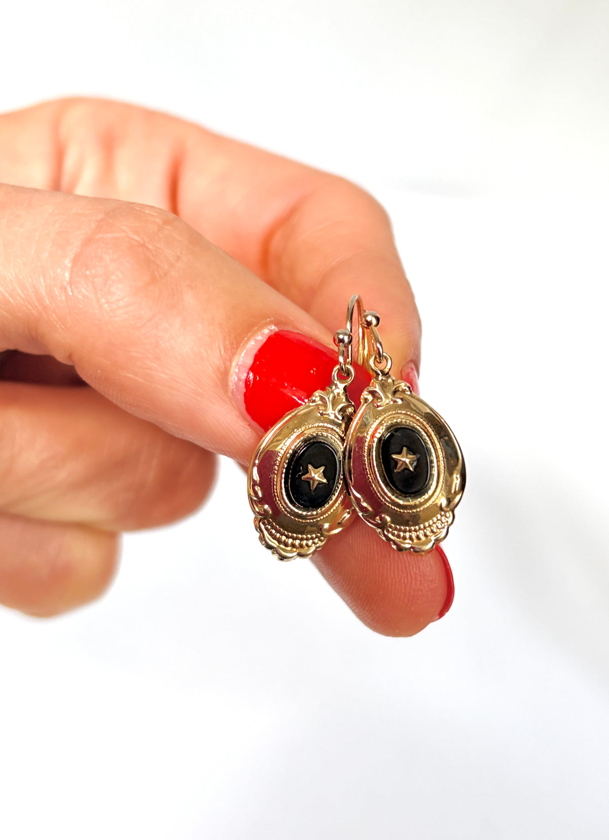 German, 8ct Gold, Art Deco Onyx Star earrings