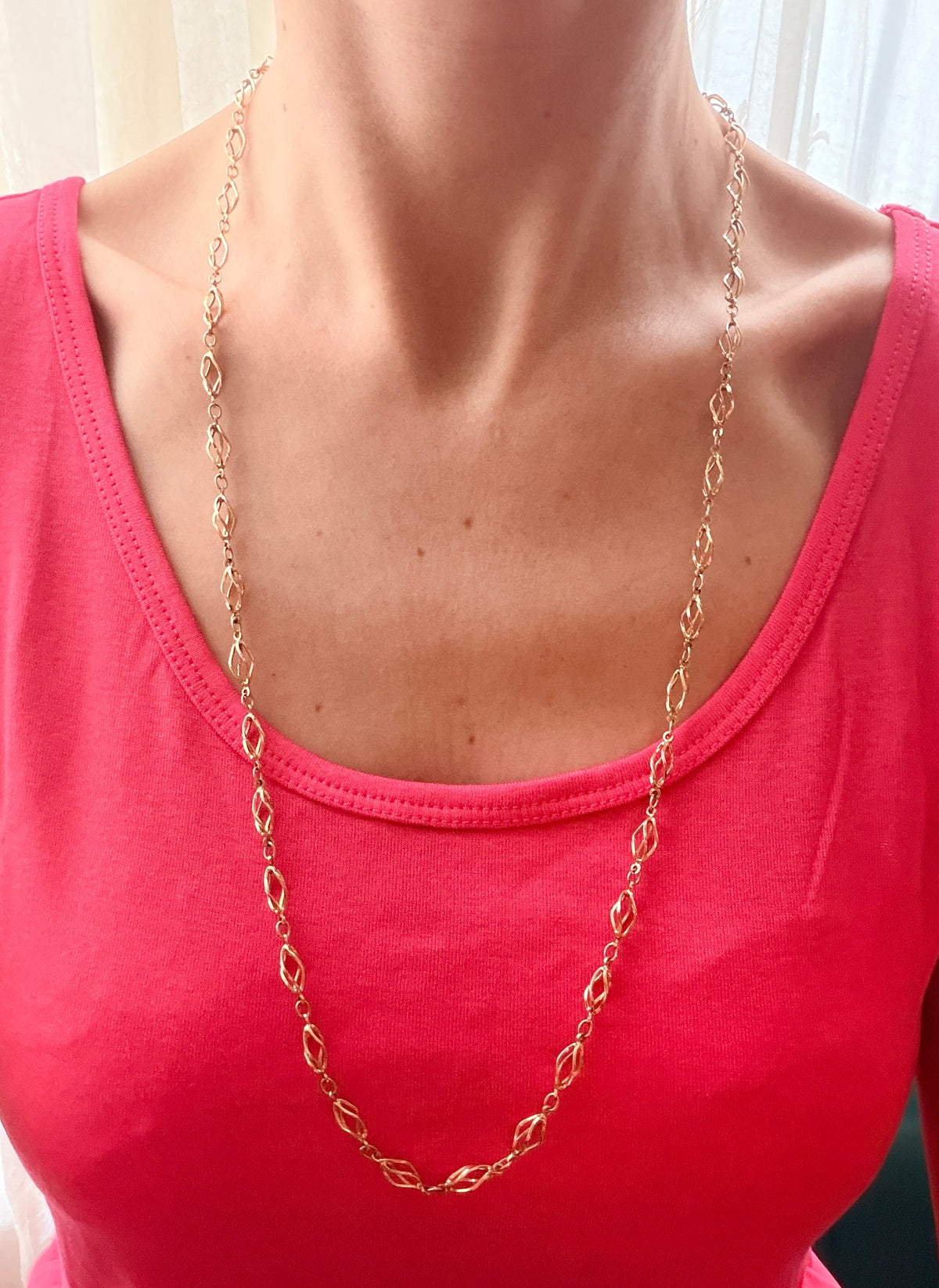 Very cool, 9ct Gold, 30 inch, Vintage, Open 'Cage' Link chain with lobster clasp, 16g