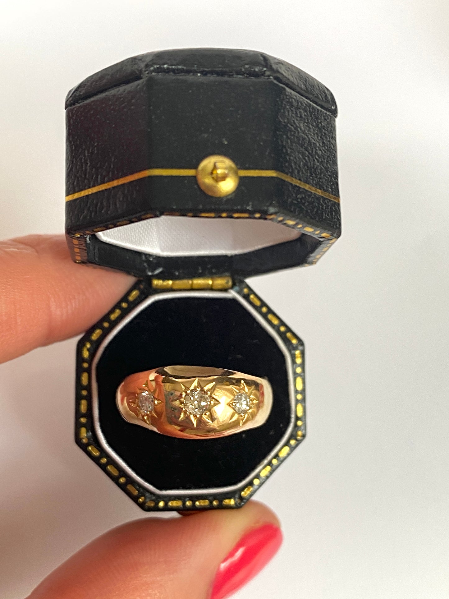 Vintage, 18ct Gold, Diamond Starburst Trilogy Ring, Hallmarked 18ct Gold