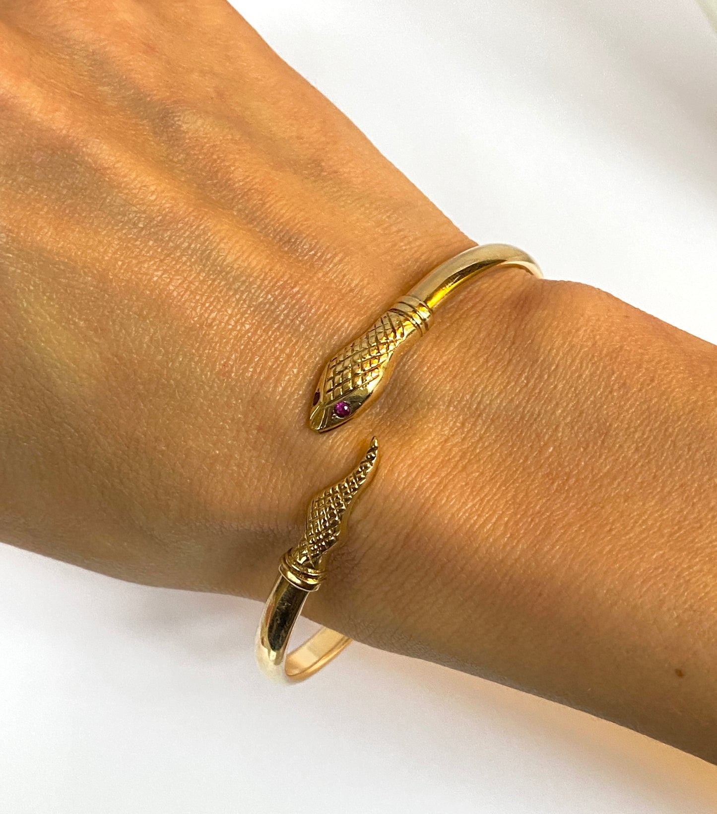 Rare, Vintage, 9ct Yellow Gold, Ruby Eyed Snake Bangle (11.23g)