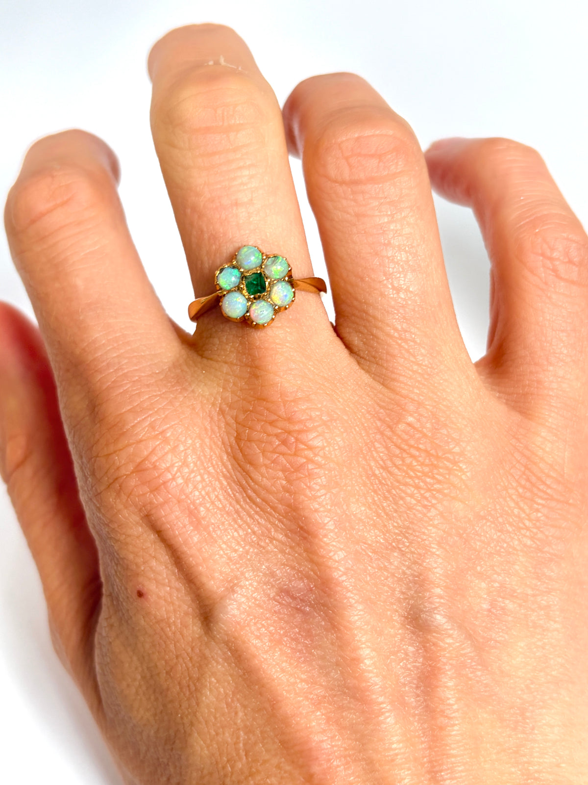 18ct Gold, Vintage, Opal and Emerald Flower Ring