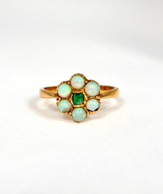 18ct Gold, Vintage, Opal and Emerald Flower Ring