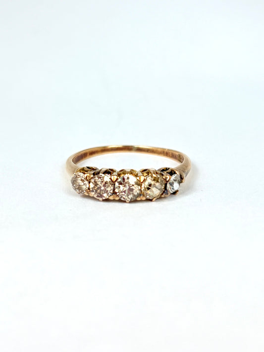 Stunning 18ct Gold, Vintage 5 Stone Diamond Ring