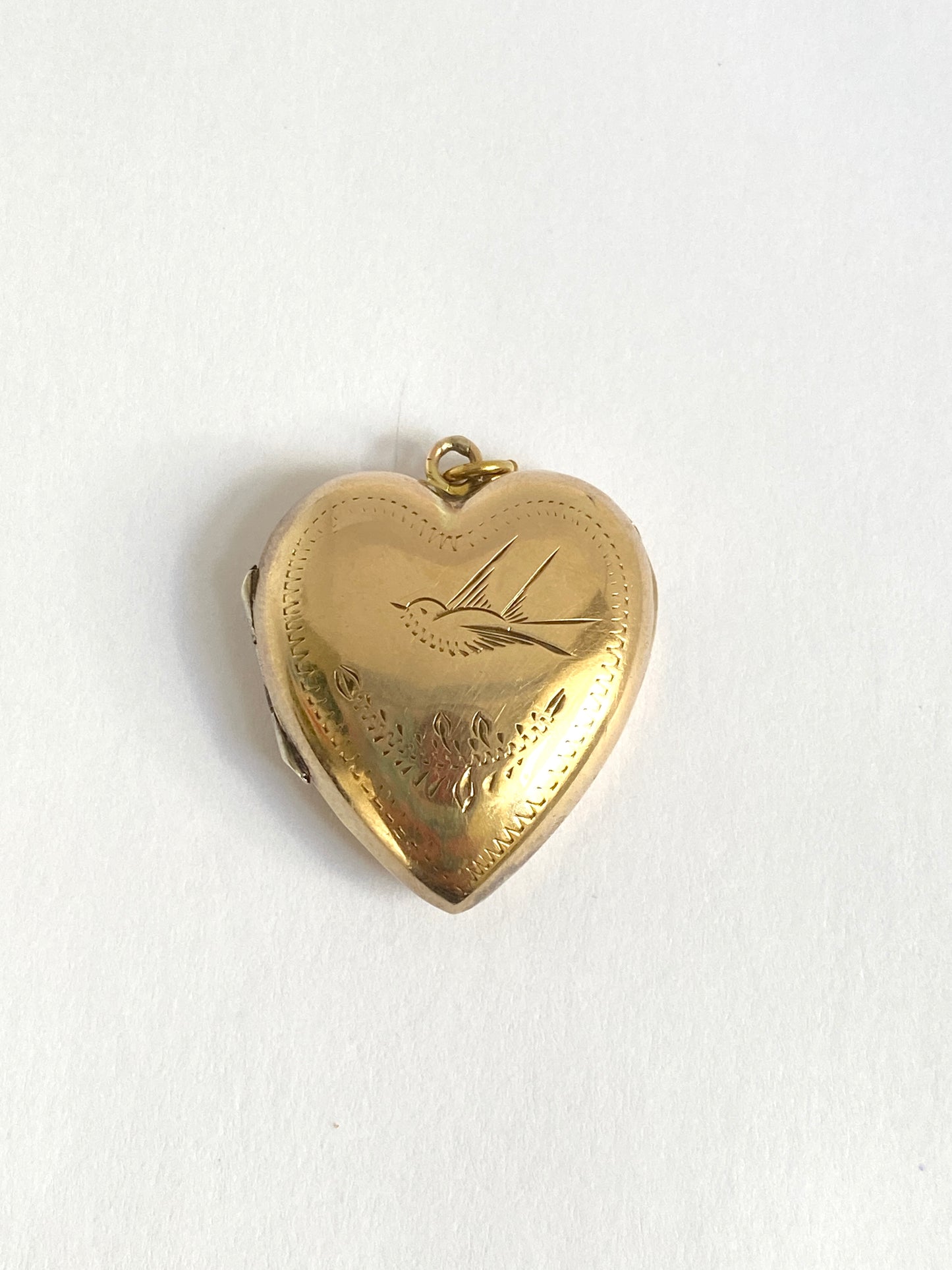 Large, Antique, Victorian, 9ct Gold (F&B) Puffy Heart Bird Locket