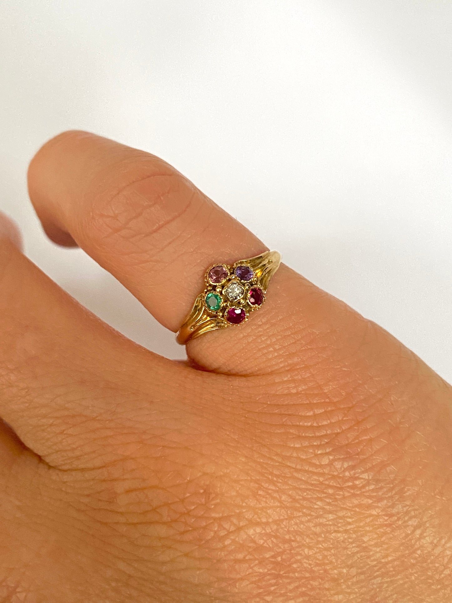 Small 15ct Gold, Antique Victorian 'Regard' Acrostic, Multigem Flower Ring (Size 4 / H 1/2)