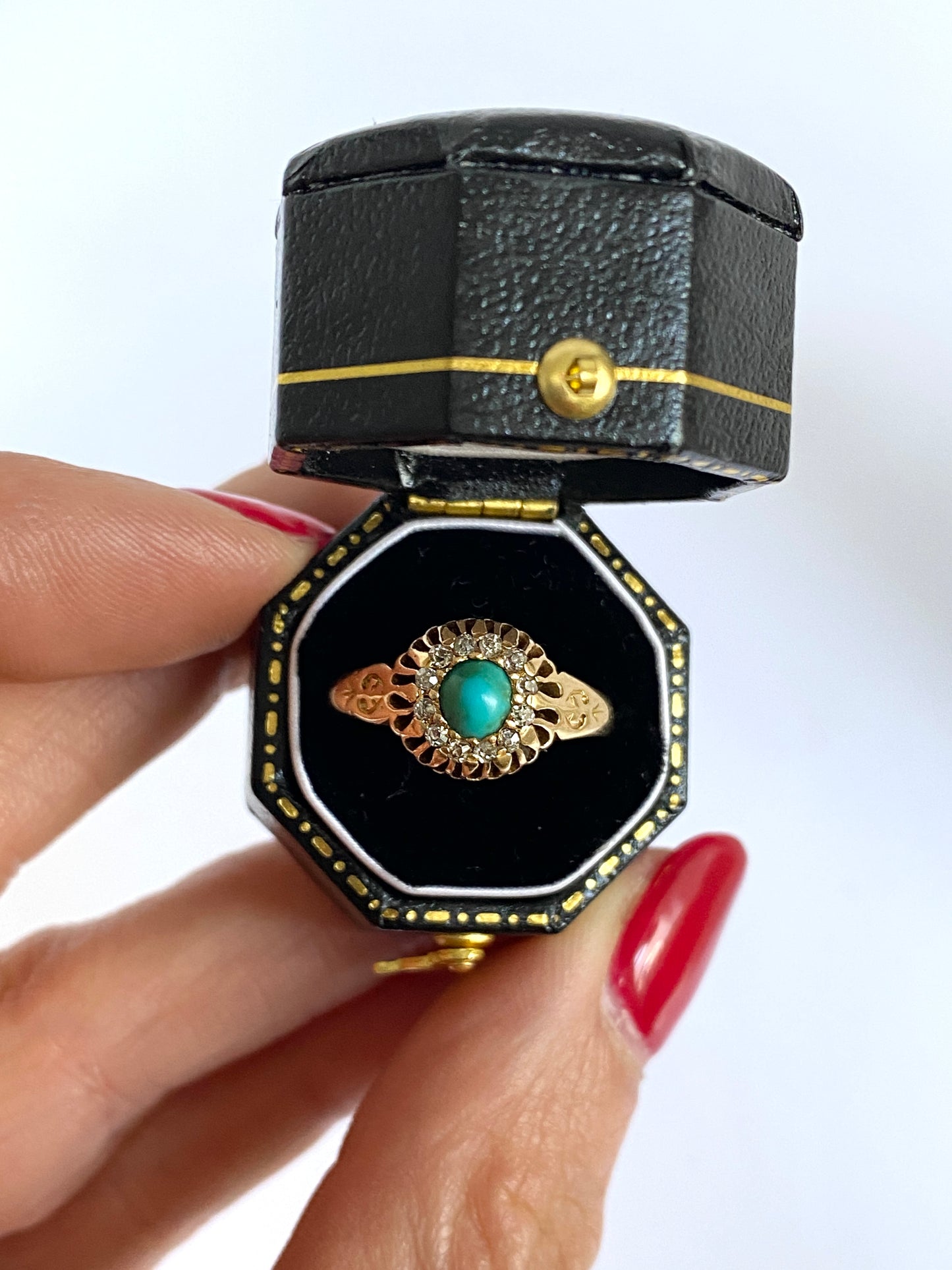 Vintage, 1940s, 18ct Gold, Turquoise and Old Cut Diamond Cluster Ring.