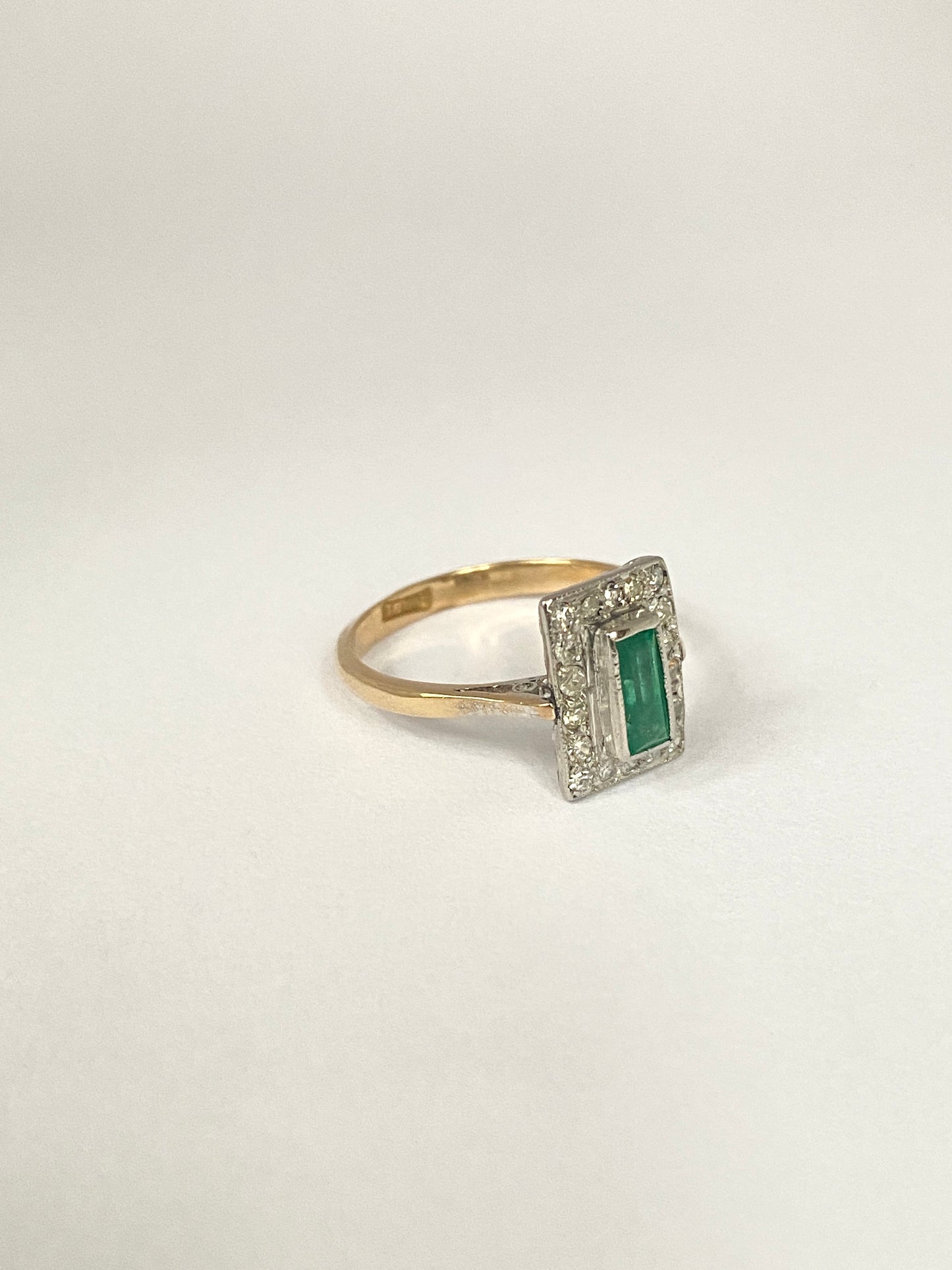 Antique, Art Deco (1930s), 18ct Gold, Platinum, Emerald and Diamond Ring