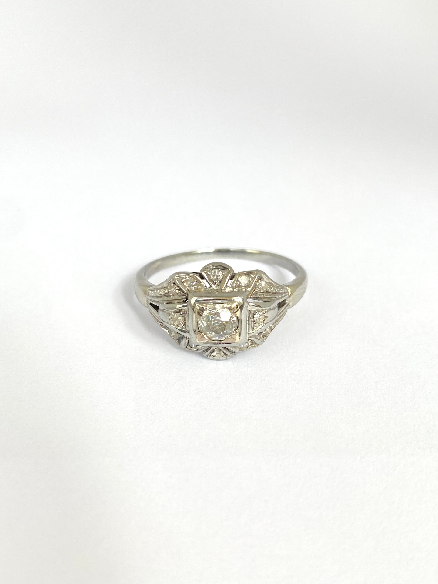 Incredible, Art Deco, 14ct gold Diamond Cluster Ring