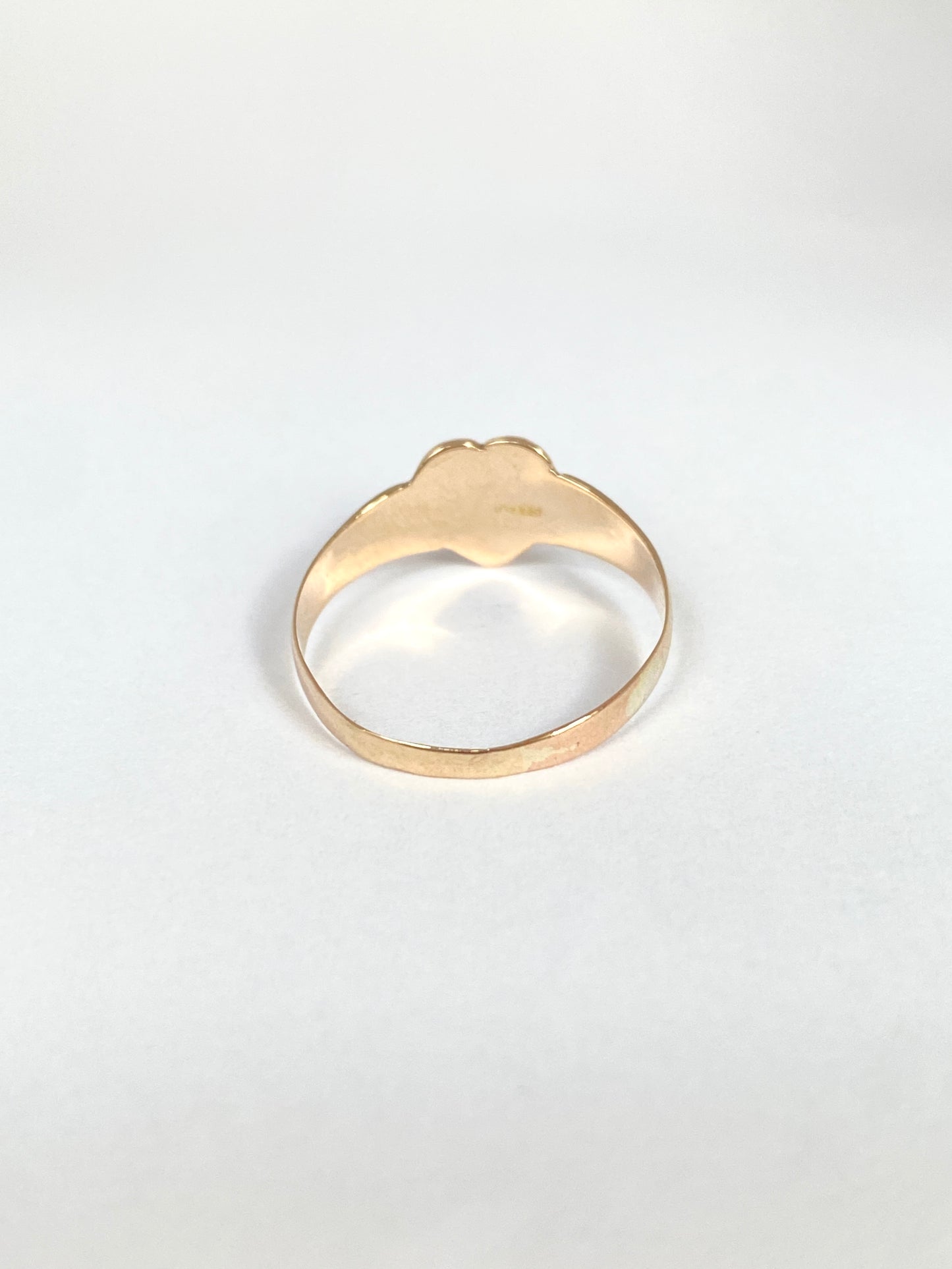 Vintage 9ct Gold, Garnet Heart Ring