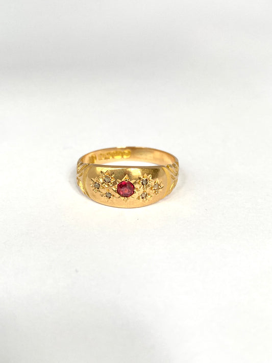 Antique Edwardian, 18ct Gold, Ruby and Diamond Ring, Hallmarked for 18ct Gold, Birmingham, 1906