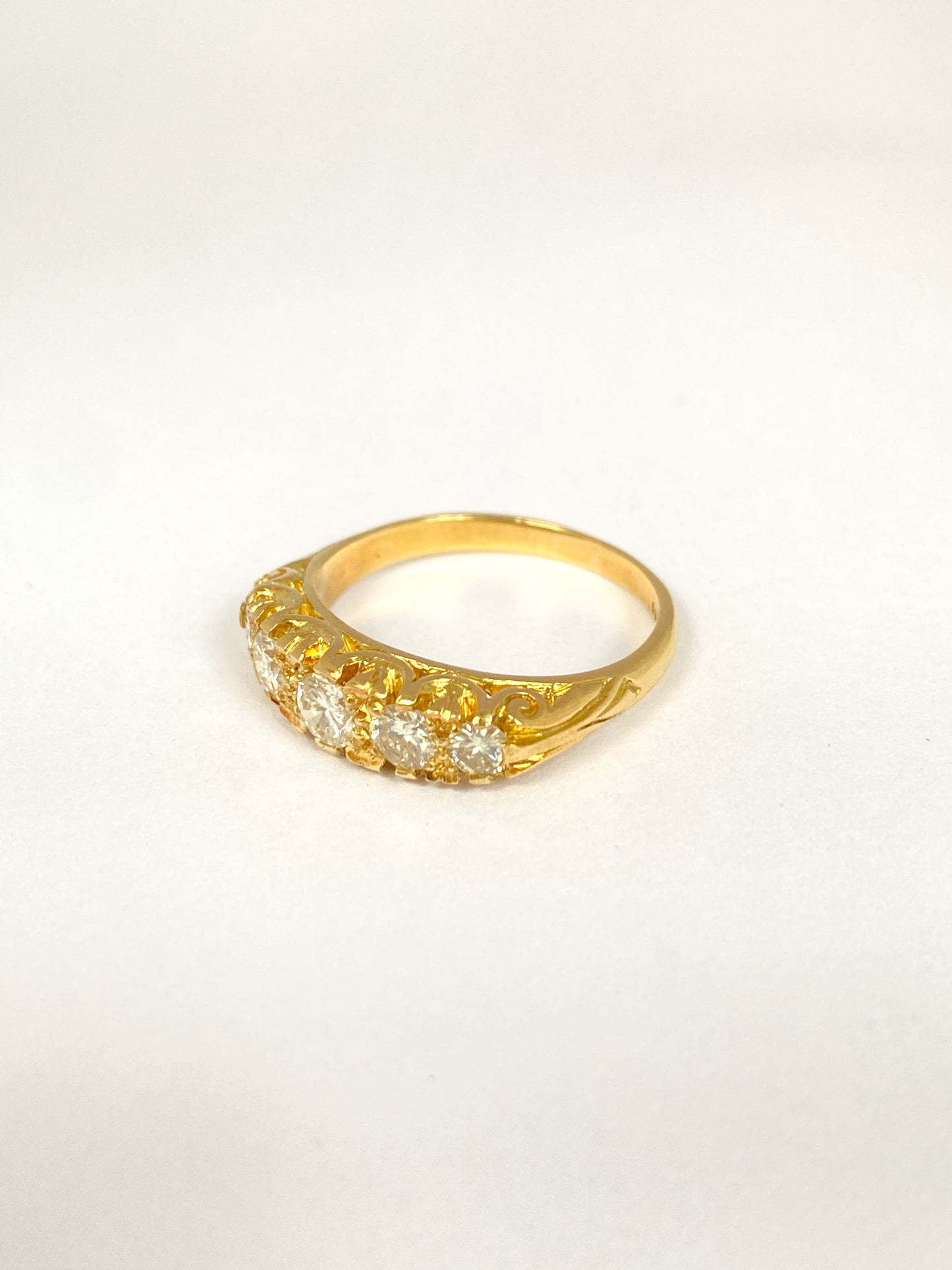 18ct Gold, Vintage 5 Stone Diamond Ring