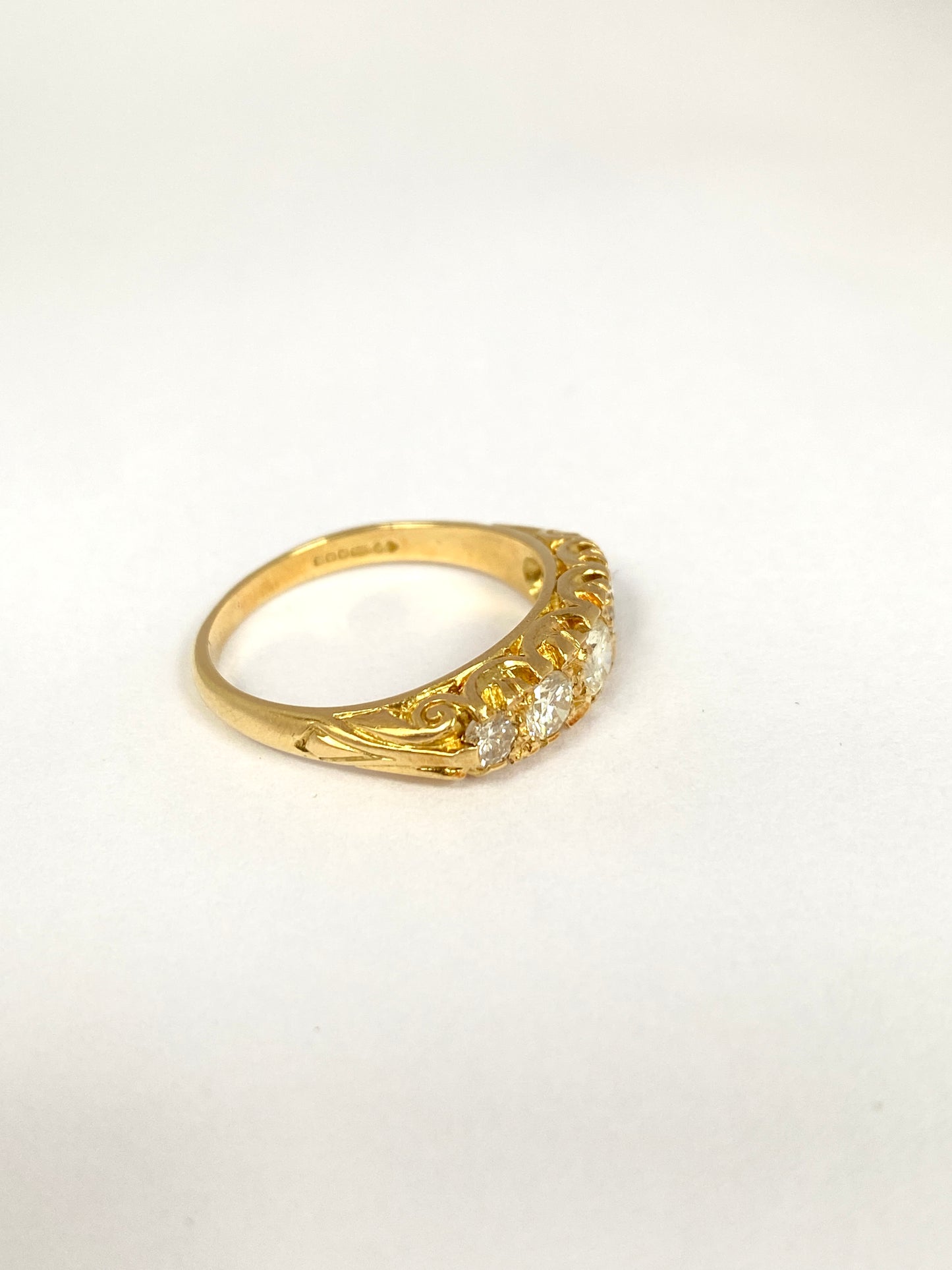 18ct Gold, Vintage 5 Stone Diamond Ring
