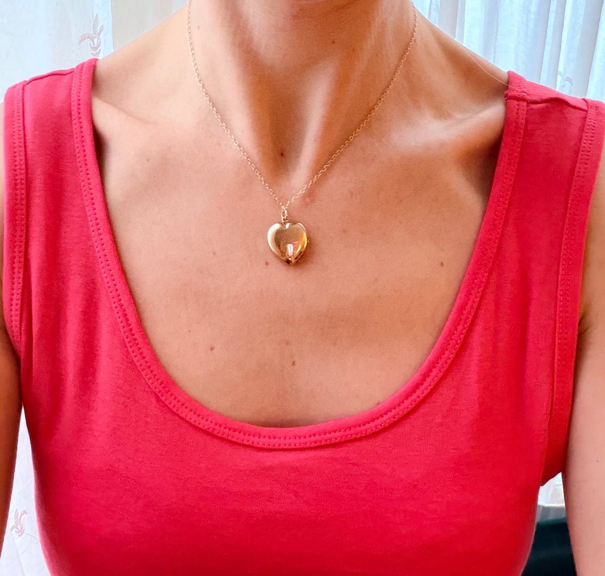 Vintage, 9ct Gold  (B&F) Puffy Sunburst Heart Locket