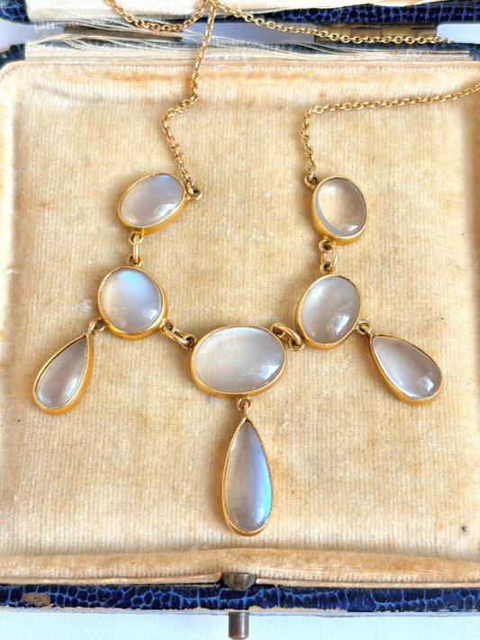 Antique, Art Deco  15ct Gold, Moonstone Fringe Necklace