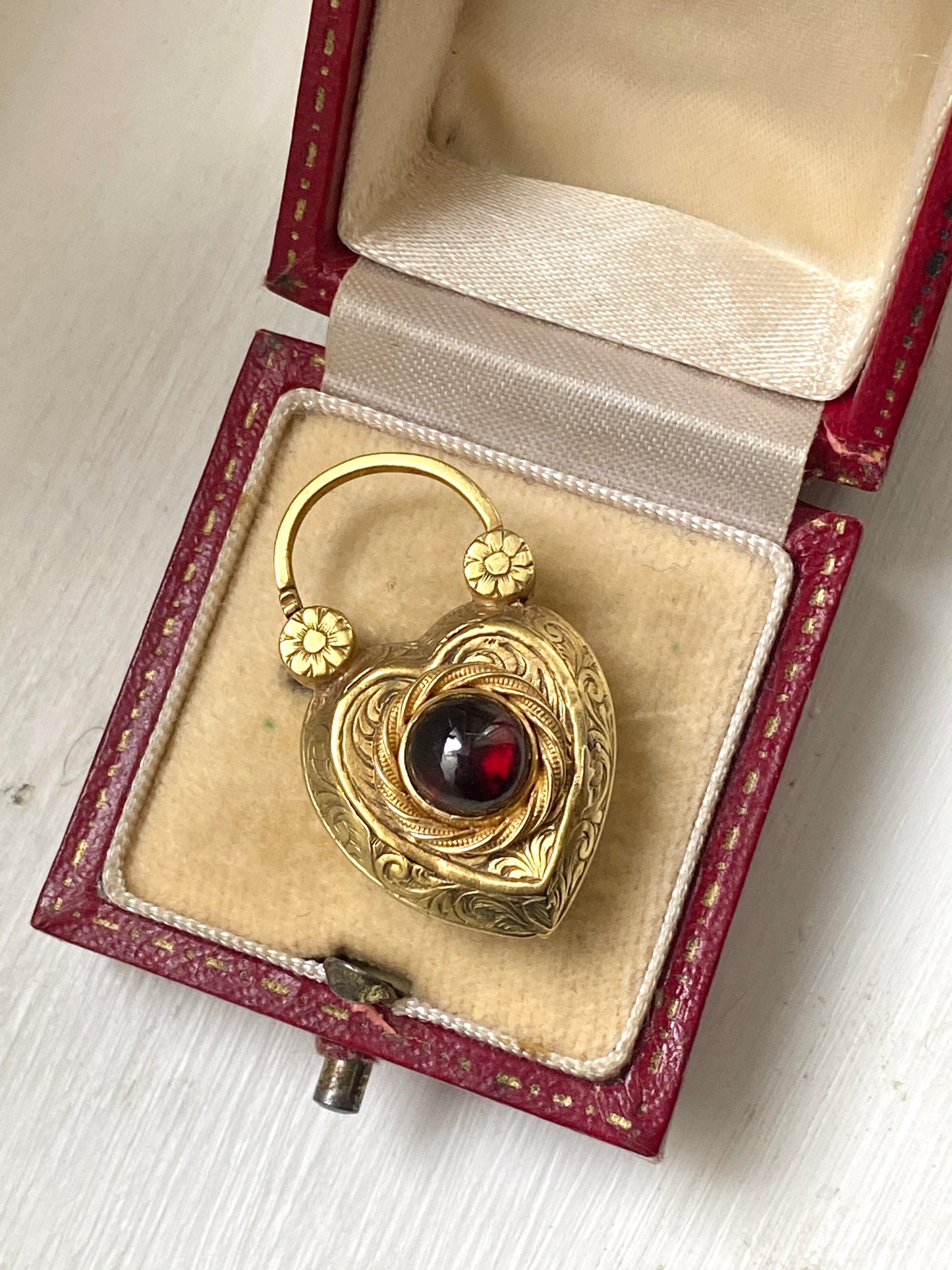 Rare, Antique, 15ct Gold garnet Heart Padlock Clasp/Pendant