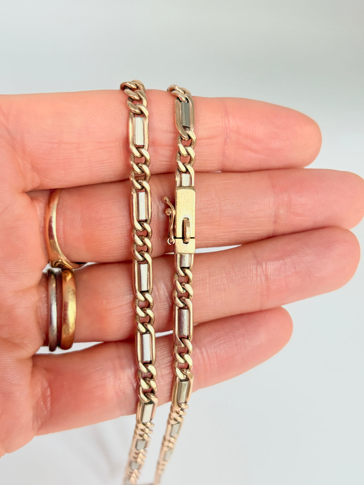 18 inch, Vintage, 9ct Yellow and White Gold Figaro chain, 24.60g