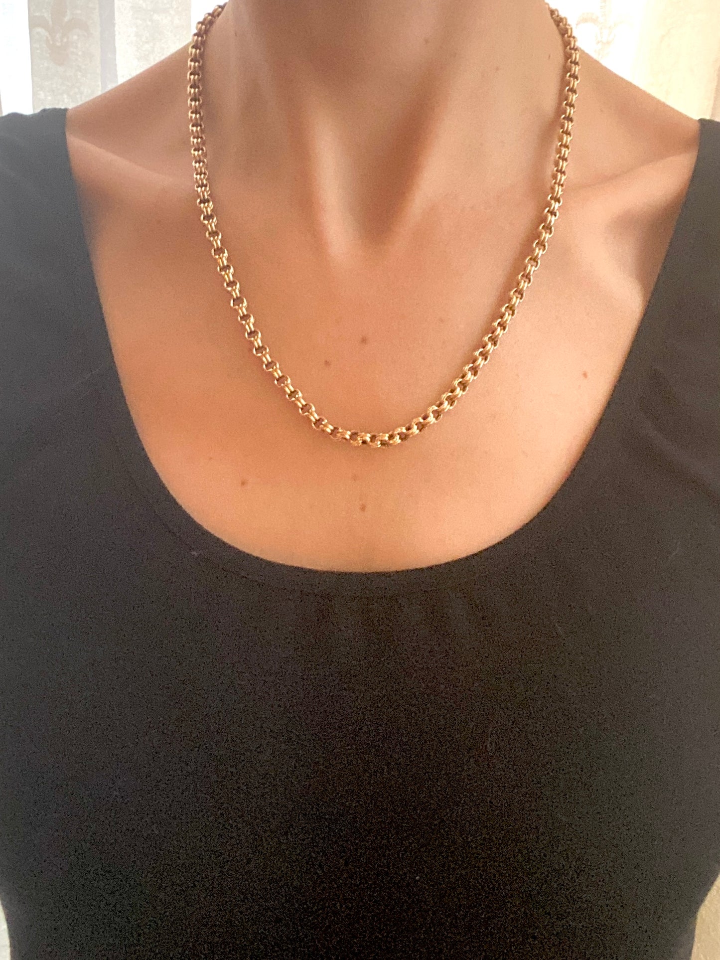 Rare, Chunky, Hallmarked, 15ct Gold Double Belcher Chain with Bolt Ring.