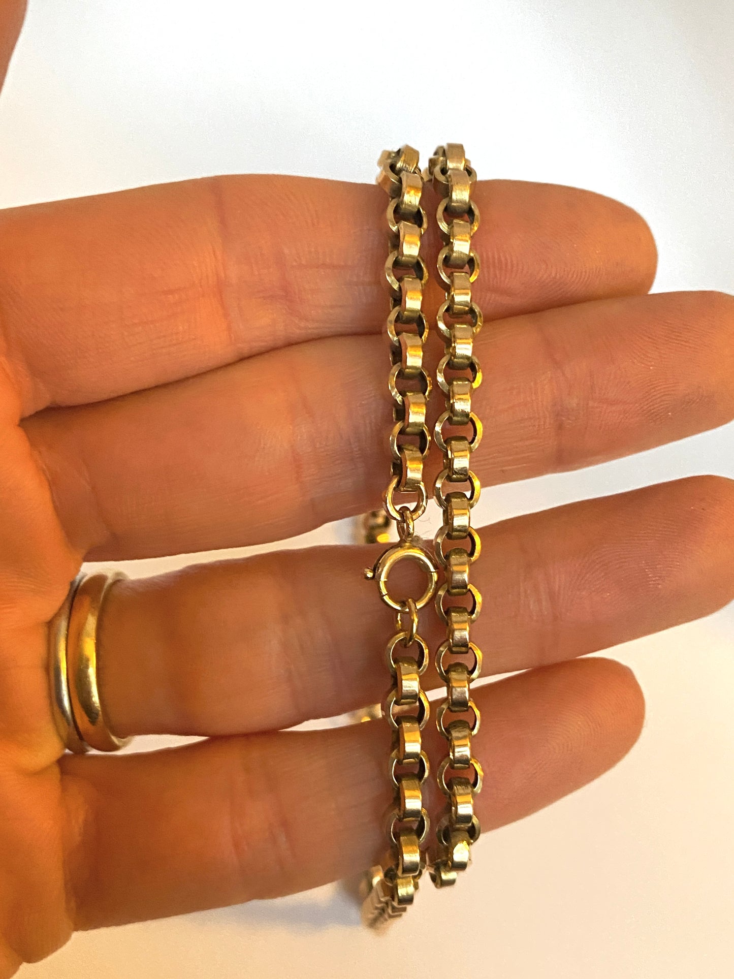 Victorian, 18 inch, 9ct Gold Belcher Chain (16.75g)