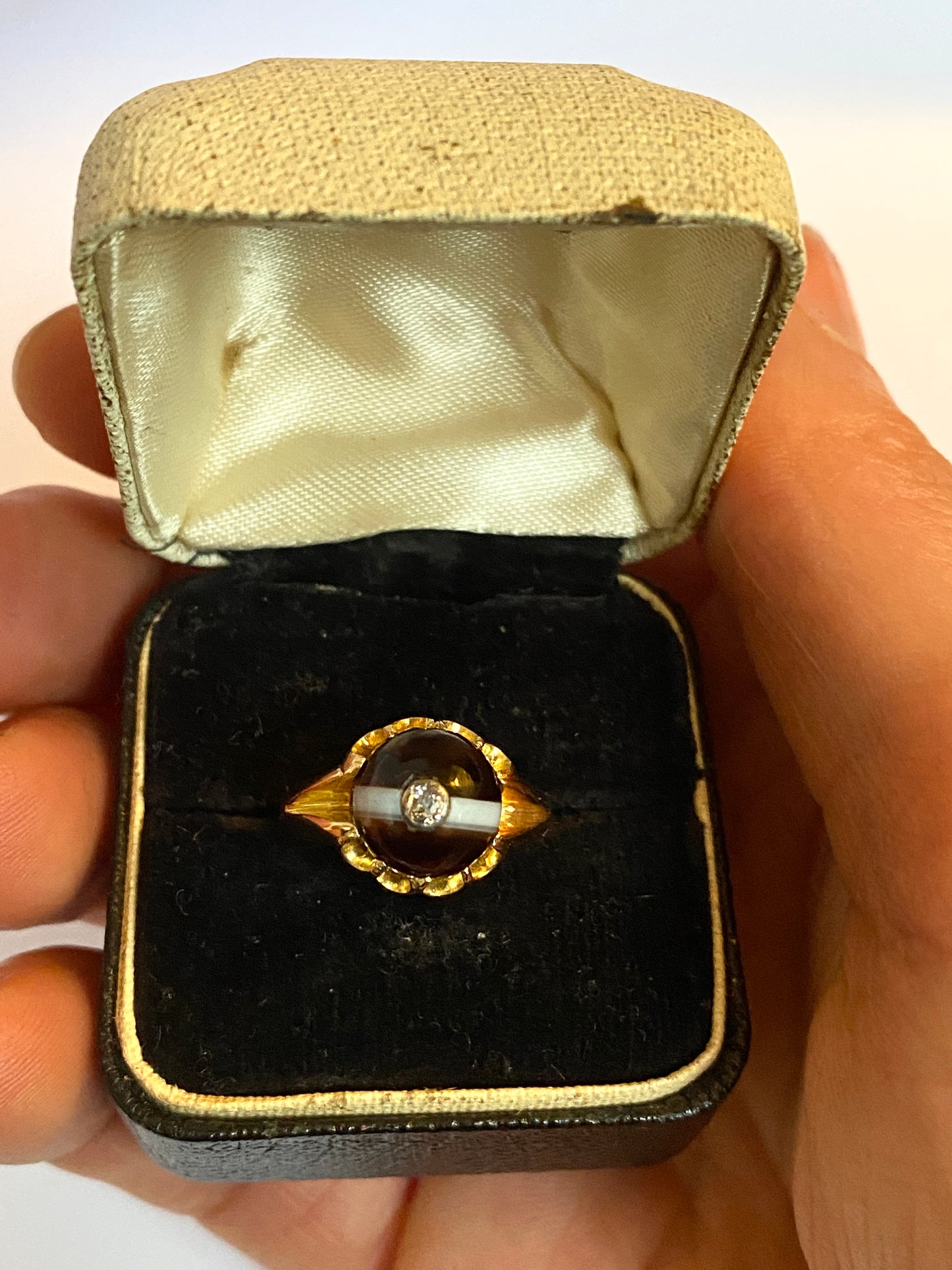 Edwardian, 18ct Gold, Bullseye Agate Ring with Diamond, Hallmarked Chester, 1908