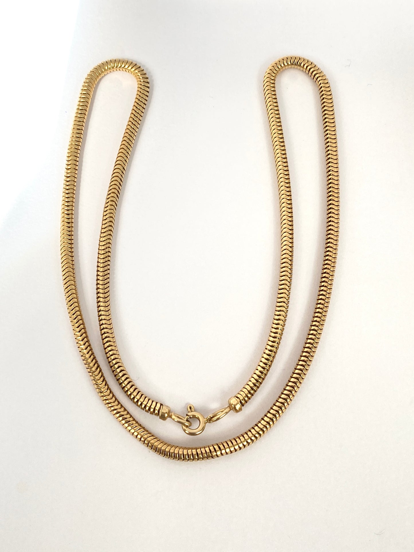 Incredible Vintage, 18 inch, 9ct Gold Snake Chain, 15.59g, 3mm wide.