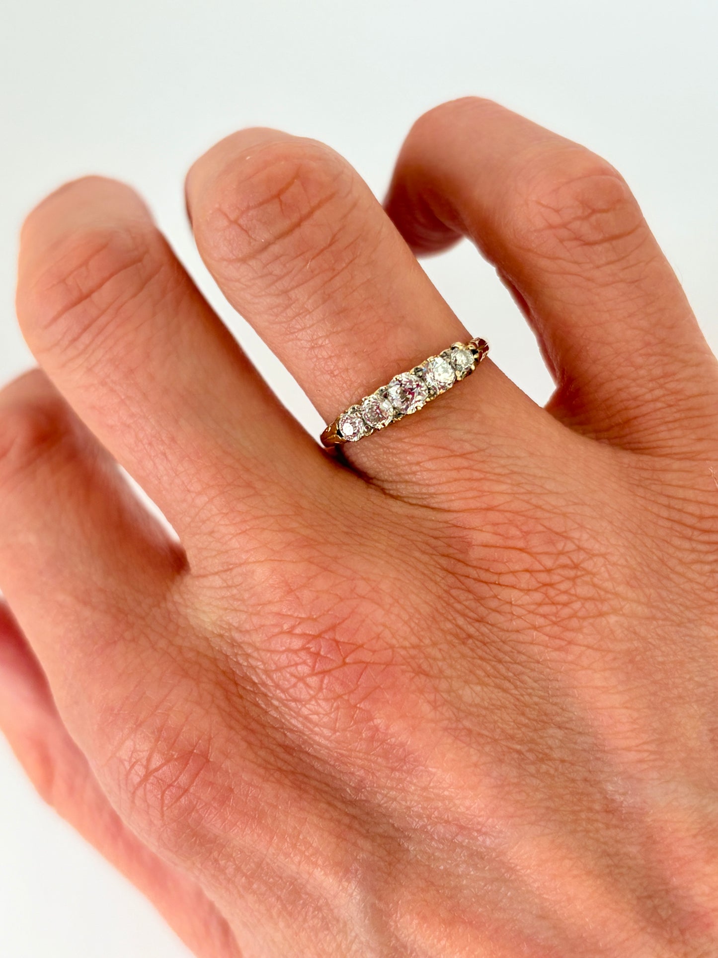 18ct Gold, Vintage 5 Stone Diamond Ring, Hallmarked 18ct Gold, London 1902